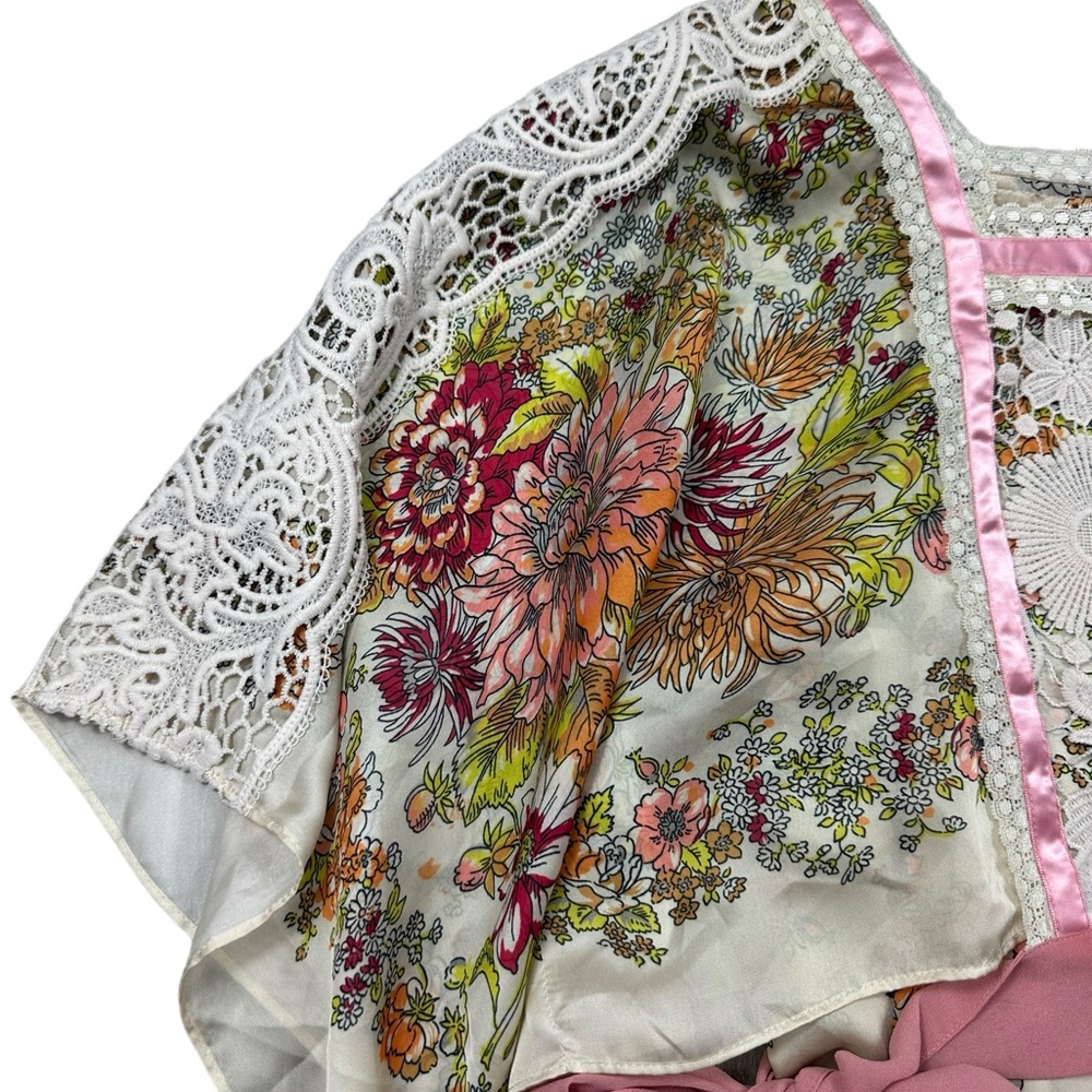 ANTHROPOLOGIE x TINY: Floral Lace Embellished Begonia Blouse -Size Small - Picture 8 of 14